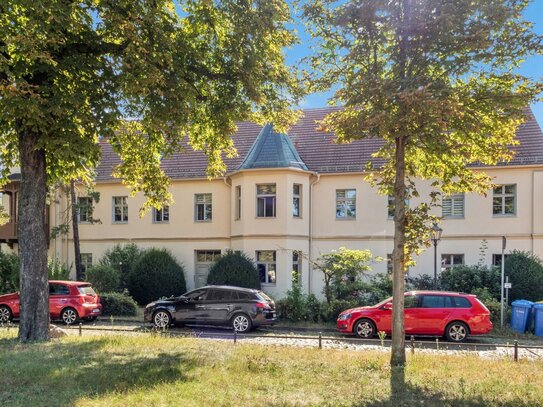 Babelsberg! Vermiete 3-Zi.-Maisonettewohnung mit Terrasse und Balkon im kernsanierten Einzeldenkmal