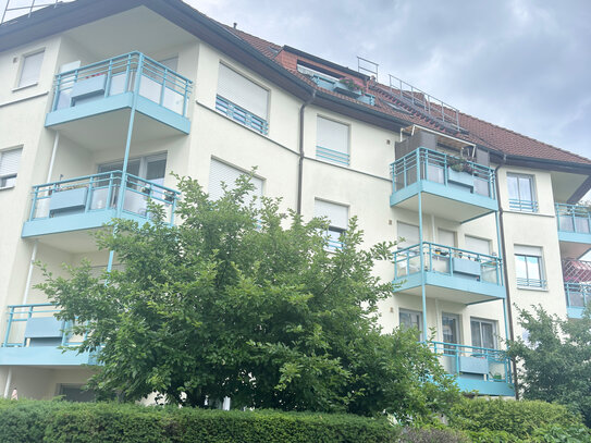 Charmante 1,5-Zimmer-Wohnung im 1. OG mit Balkon und Aufzug für einen entspannten Lebensabend- Ideal für Kapitalanleger!