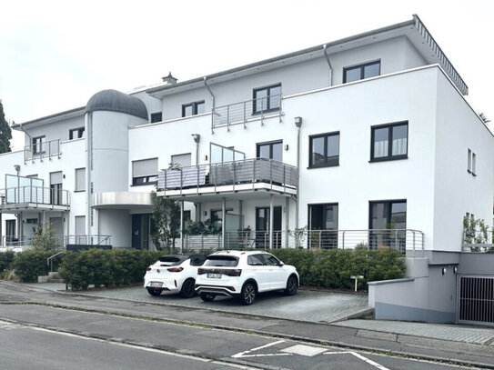 Helle, moderne Terrassenwohnung im Bundesviertel