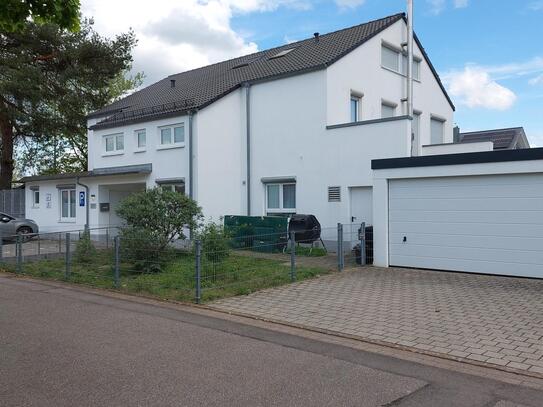 Freistehendes Einfamilienhaus mit Studio in Hügelsheim