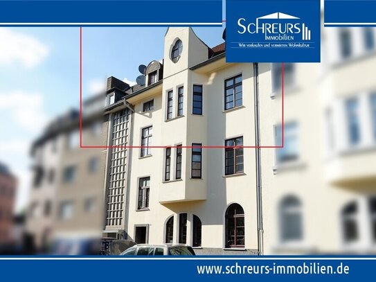 Für Altbauliebhaber: Sanierte 4-Zimmer Altbauwohnung + zusätzliche 90 m² Dachgeschoss