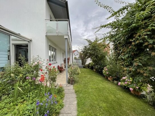 Charmantes Einfamilienhaus mit bezauberndem Garten in Esslingen