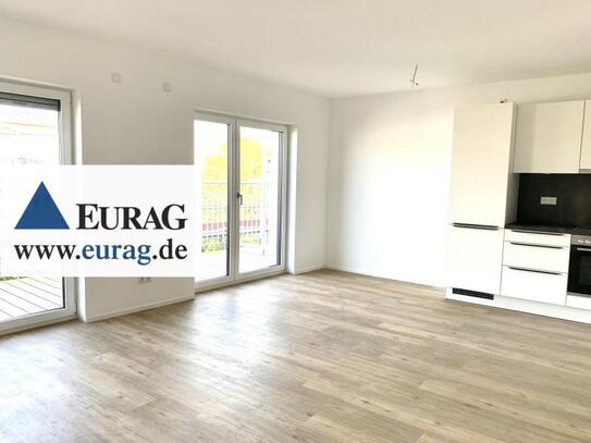 FÜ: Urban & attraktiv, 2-Zi-Wohnung mit großem Balkon, 2.OG, inkl. EBK, Aufzug + TG-Stellplatz