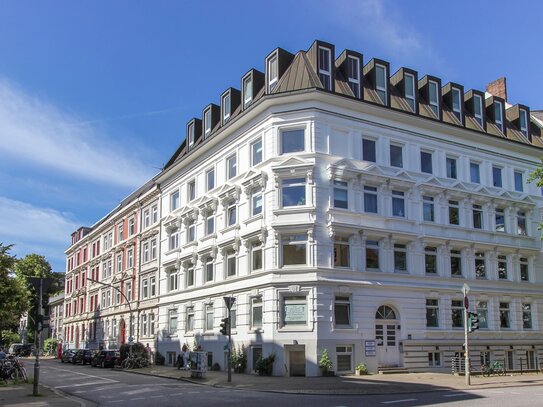 *Wohnen in Ottensen* Moderne Maisonette-Wohnung mit Dachterrasse