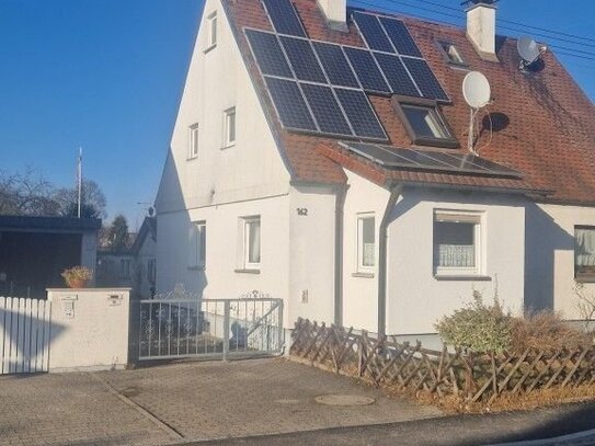 Gemütliche Doppelhaushälfte in ruhiger aber zentralen Lage in Augsburg