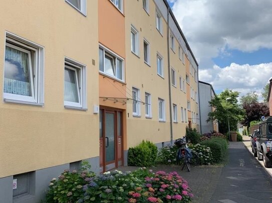 Kapitalanlage: 4 Zimmer Wohnung mit Balkon