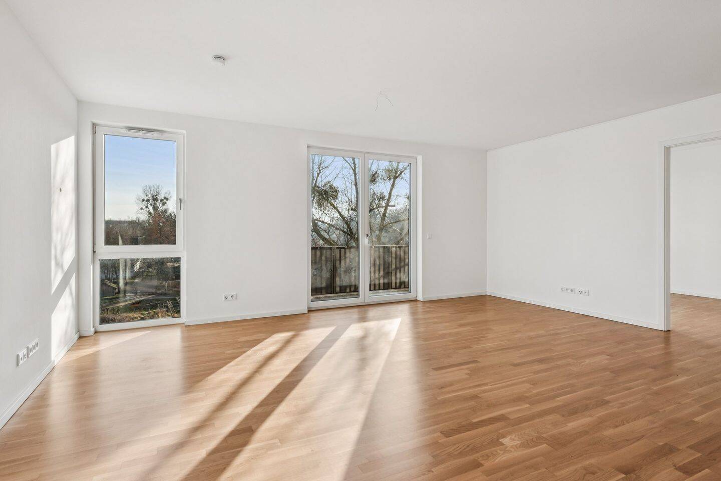 Schöne 4-Zimmer-Wohnung mit Einbauküche - Foto 1