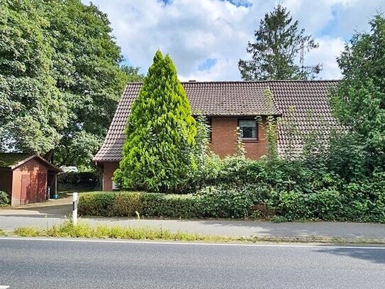 ***** reserviert ***** immo-schramm.de: 1-2-Familienhaus mit Carport in Barchel Gem. Oerel