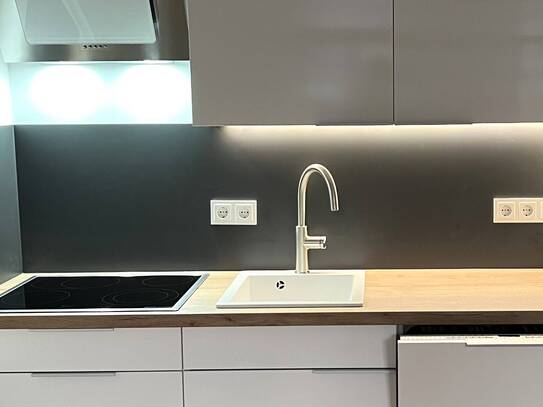GENAU DEIN STYLE + MIT EBK + MEGA Schlafzimmer + Erstbezug + Terrasse