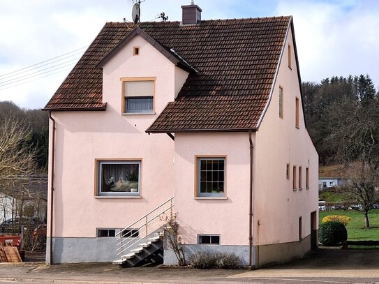 Sehr gepflegtes freistehendes Einfamilienhaus in Fürth - Ottweiler