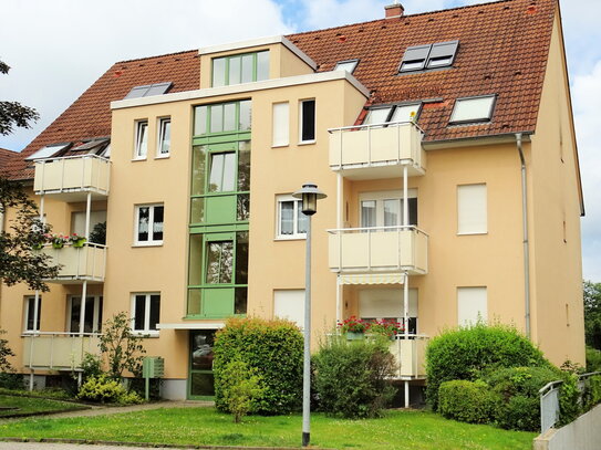 ** mit Balkon ** 3 Zimmer Eigentumswohnung in gefragter Wohnlage von Werdau zu verkaufen!