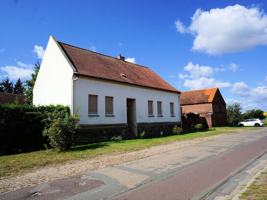 Ein ehemaliger Dreiseitenhof in Parchen bei Genthin