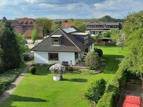 Geräumiges Haus mit Grundstück der vielen Möglichkeiten - ggf. zus. Bauplatz