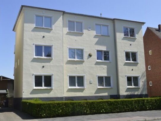 015/006 Schöne 2 ZKB-Wohnung im 1. OG rechts mit Balkon zu vermieten