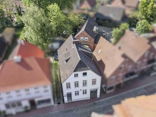 Sehr gepflegtes Wohn- und Geschäftshaus mit 5 WE und 1 GE in Innenstadtlage von Lütjenburg