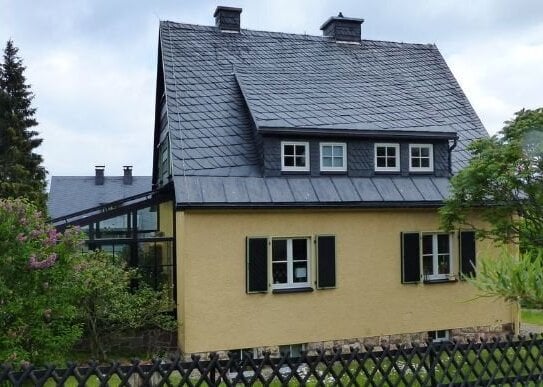 Einfamilienhaus als Wertanlage mit 2.000 qm Baugrundstück im Osterzgebirge in staatlich anerkannten Erholungsort