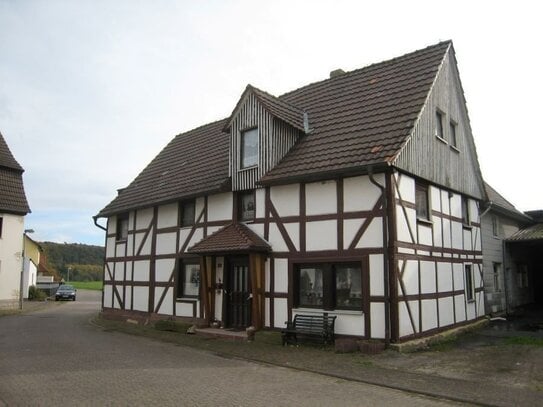 /// Gemütliches Fachwerkhaus in ruhiger Ortsrandlage ///