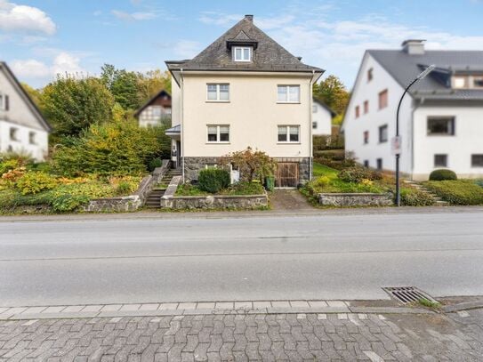 Umfassend modernisiertes Einfamilienhaus mit Pelletheizung in Winterberg-Silbach