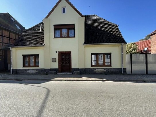 Einfamilienhaus mit Wintergarten in Stadtlage