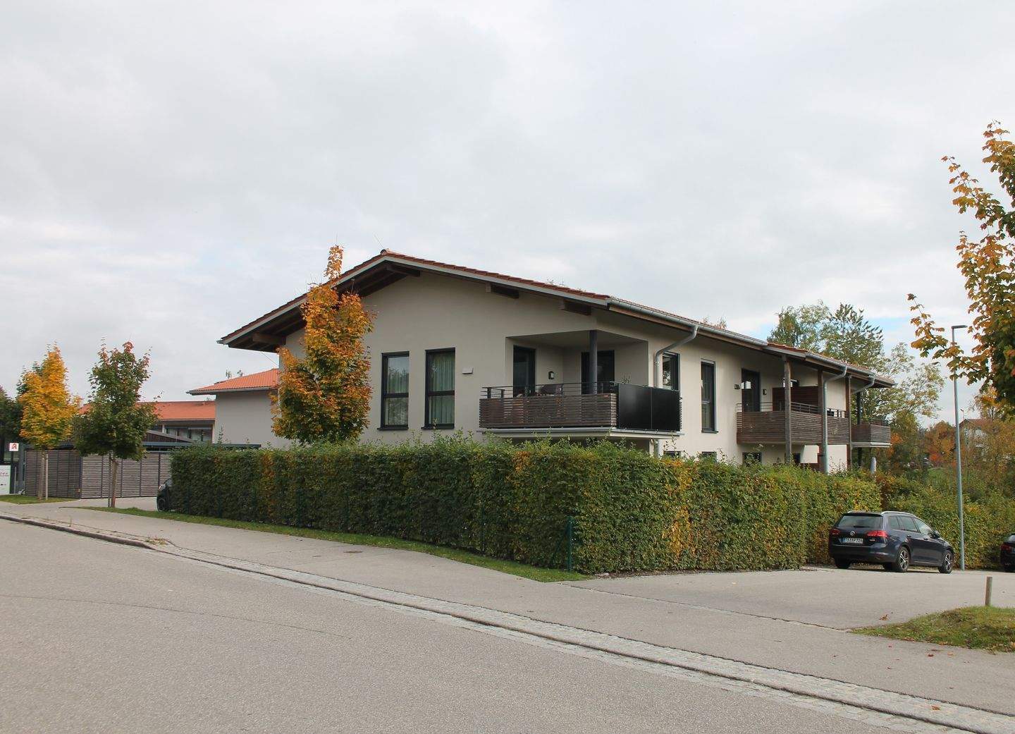                                                               Moderne 2-Zimmerwohnung inkl. hochwertiger Einbauk&uuml;che                                                       in Seeon-Seebruck (Traunstein)