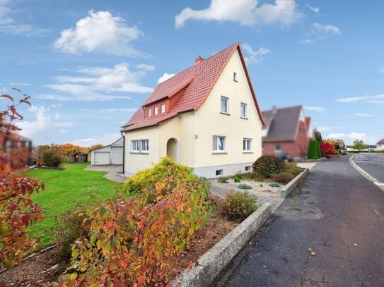 Gemütliches Wohnhaus mit Garten und Halle im Ortsteil von Bad Kissingen