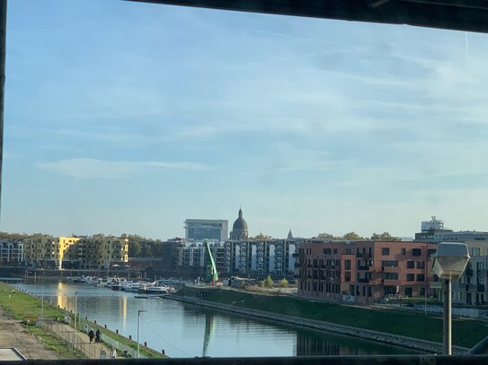 zwei letzten 5-Zimmer Wohnungen im 4.OG und 5. OG mit Loggia im Zollhafen, Blick auf Hafenbecken, Repräsentativ, Provis…