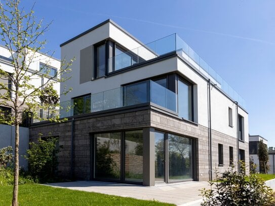 Exklusives und hochwertiges Architektenhaus mit atemberaubendem Weitblick in besonderer Lage