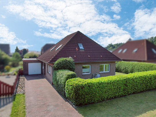 Modernes Wohnen: Stilvoller Bungalow in begehrter Lage!