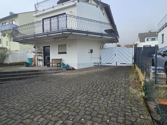 Charmantes Einfamilienhaus mit Garten, Pool und separater Wohnung in ruhiger Lage in Tawern