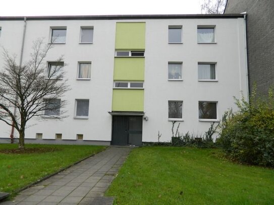 Renovierte und teilsanierte 3 Zimmer Wohnung in Mülheim-Speldorf