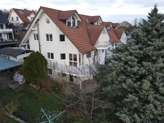 Einfamilienhaus / Doppelhaushälfte mit ELW und toller Seesicht in Hemmenhofen - sofort frei