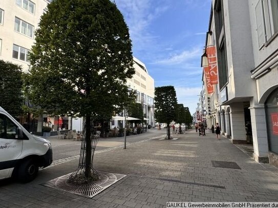 provisionsfrei · 18 Tiefgaragenstellplätze · Büro-/Schulungsflächen · Fußgängerzone