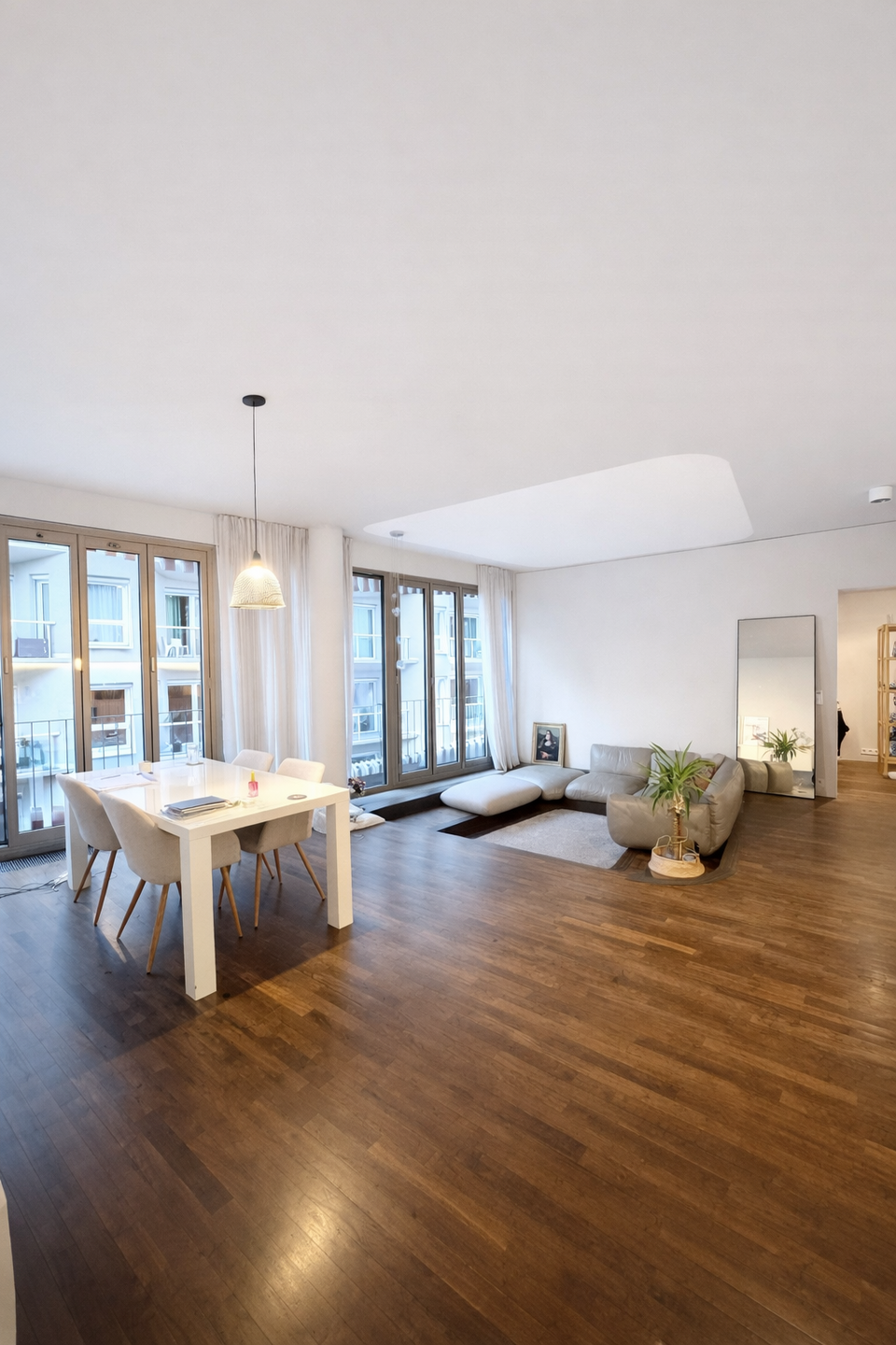 Modern 2.5-room designer apartment in prime Berlin-Mitte location - Photo 1