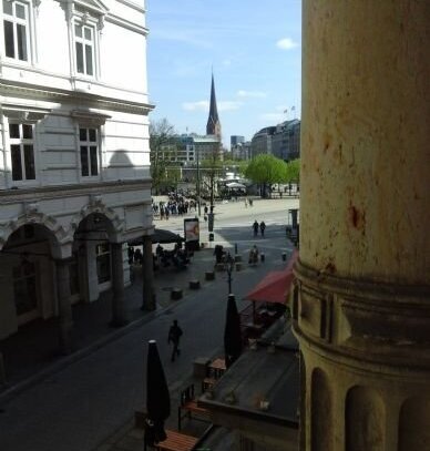 Historische Büro/Praxisfläche in gefragter City-Lage