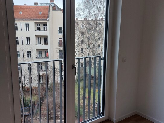 4 Zimmer, 2 Balkone, Kreuzberg