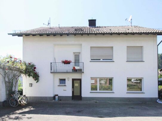 Gepflegtes Apartment mit Terrasse und Garten