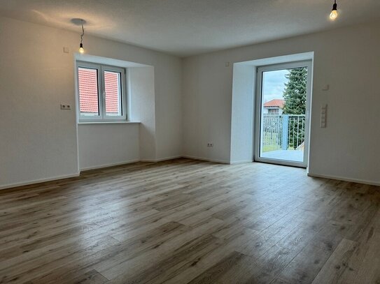 2-Zimmer OG Wohnung im Neubau-Standard mit Küche und Balkon!