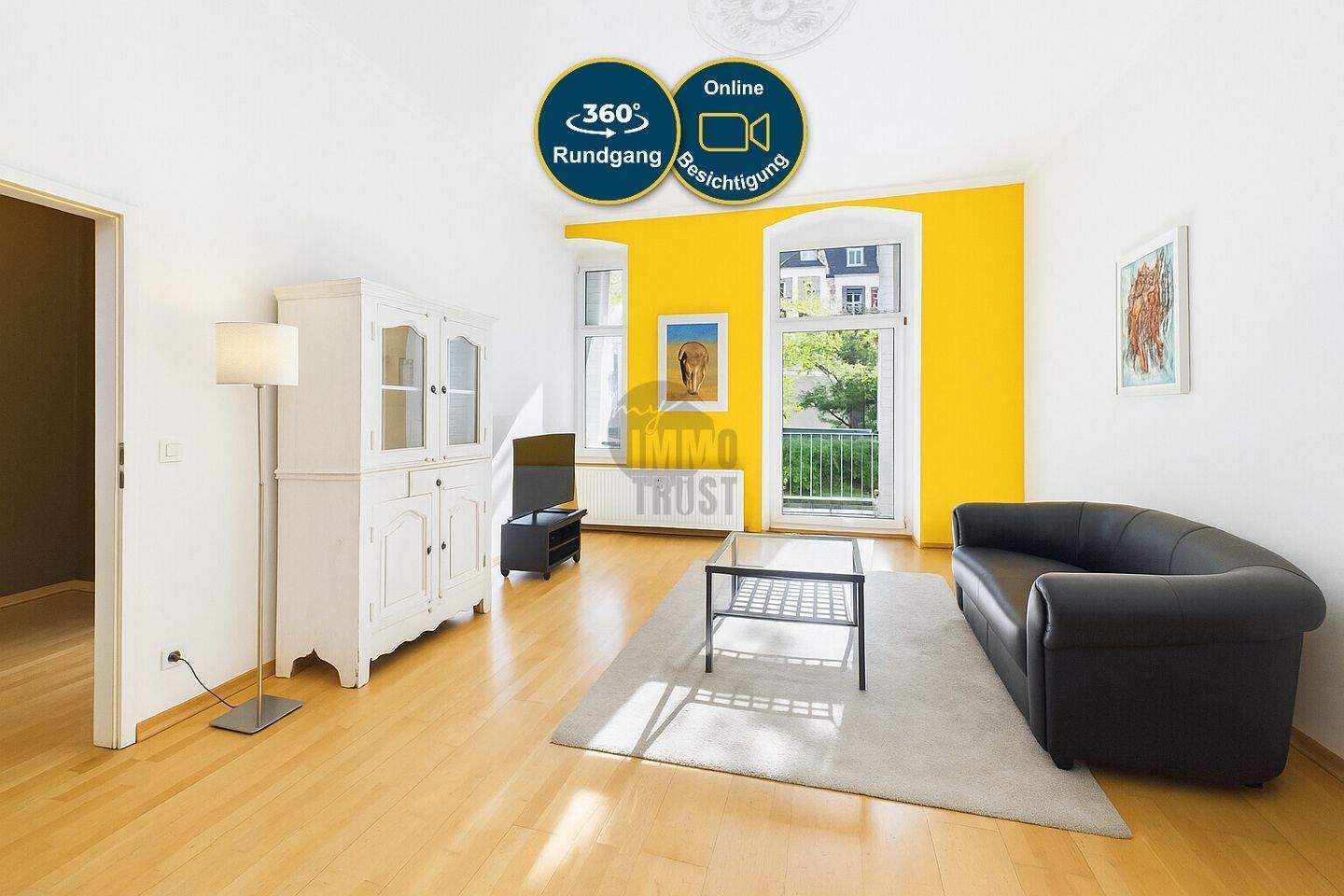 ALTBAUJUWEL IM LORETTOVIERTEL - LICHTDURCHFLUTETE WOHNUNG MIT BALKON UND CHARME IN BESTLAGE