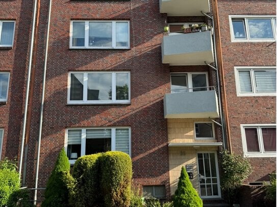 Schöne Erdgeschosswohnung mit Garten zum Kurpark, 2ZKB, Balkon