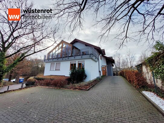 Einladendes Wohn- & Geschäftshaus inkl. großer Wohnung mit Dachterrasse in Lichtenstein bei Chemnitz