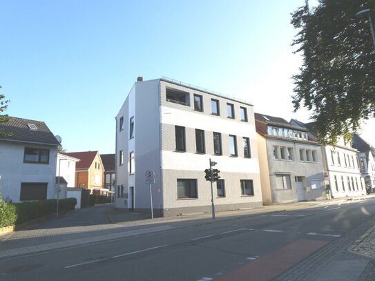 PURNHAGEN-IMMOBILIEN - Voll vermietetes 3-Familienhaus in zentraler Lage von Bremen-Grohn