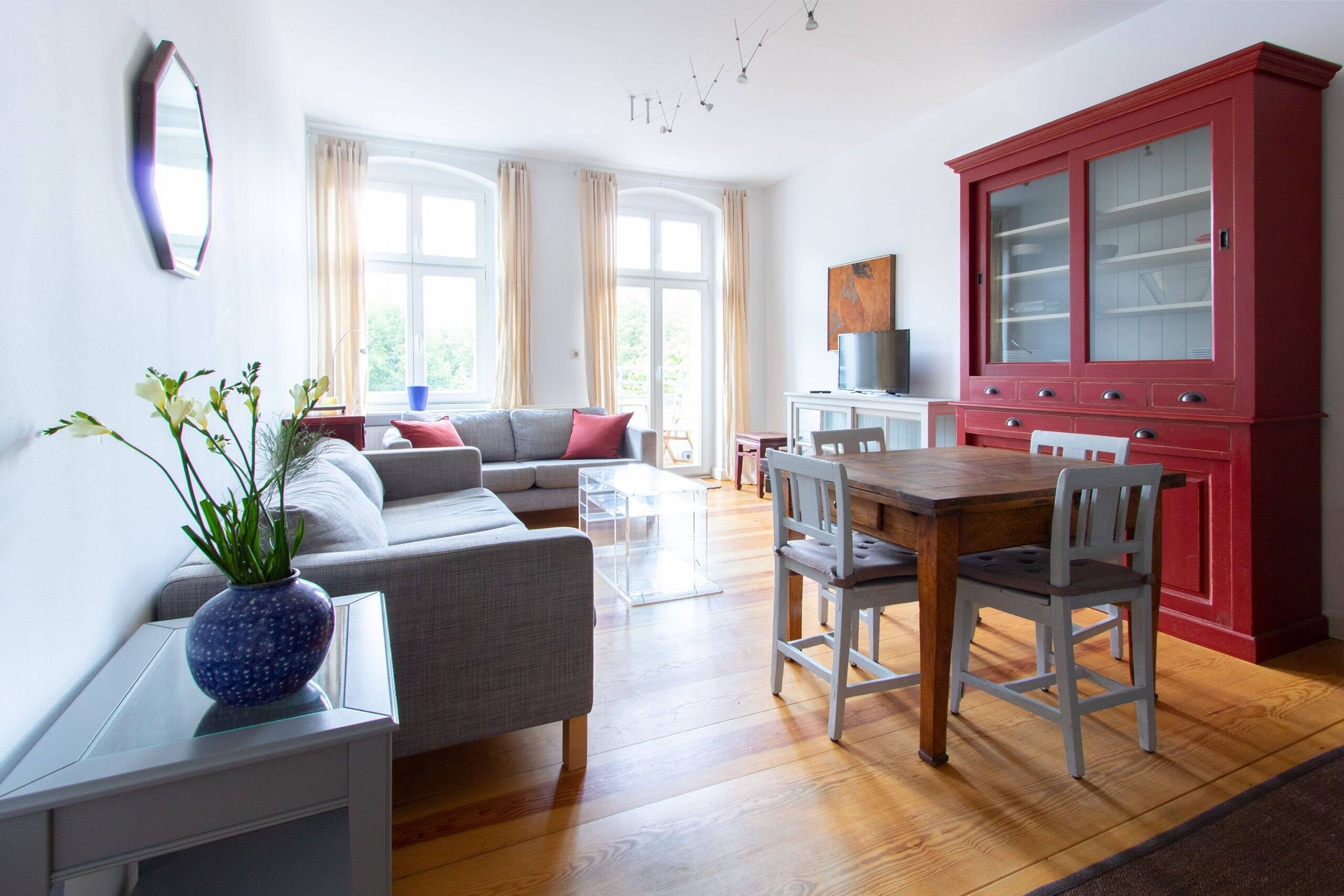 Well equipped 3-room apartment in Friedrichshain/Boxhagener Str. - Photo 1