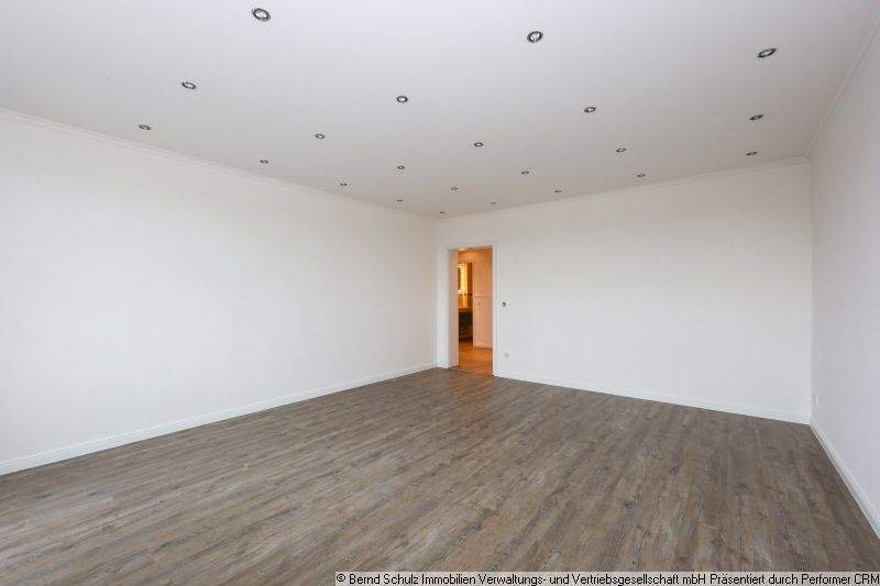 3-Zimmer-Wohnung mit Balkon und Stellplatz