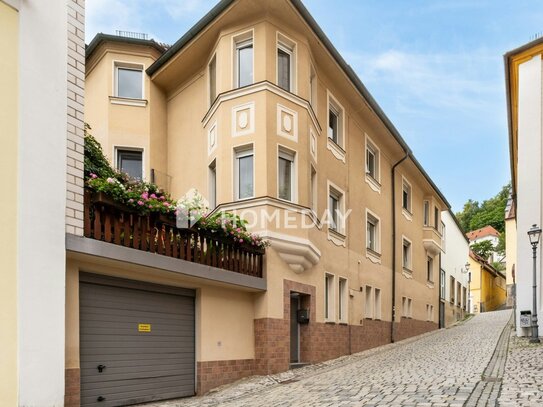 Charmantes Mehrfamilienhaus mit 2 WE's und Dachterrasse in Kulmbach