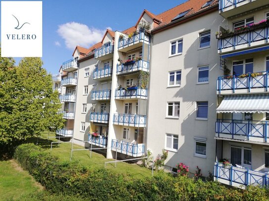 2-Raumwohnung im Dachgeschoss, mit Balkon, beziehbar ab 1. April '25