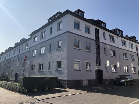 Für Kapitalanleger! Schöne renovierte 2,5 Zimmer Wohnung Erdgeschoss in Bottrop Stadtmitte