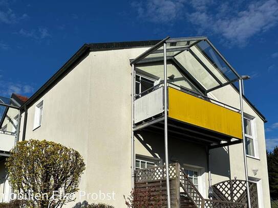 Gemütliche 1,5-Zimmer-Wohnung mit Balkon in ruhiger Lage - Waldmünchen