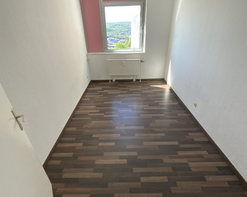 Helle 4-Zimmer-Wohnung mit Balkon in Kreuztal
