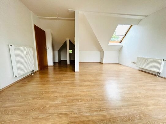 stilvolle 4 Raum Maisonette-Wohnung mt Balkon in top gepflegter Wohnanlage in Meuselwitz!