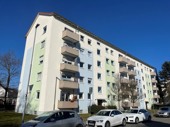 Gepflegte 3-Zimmer-Wohnung mit Balkon in verkehrsgünstiger Lage